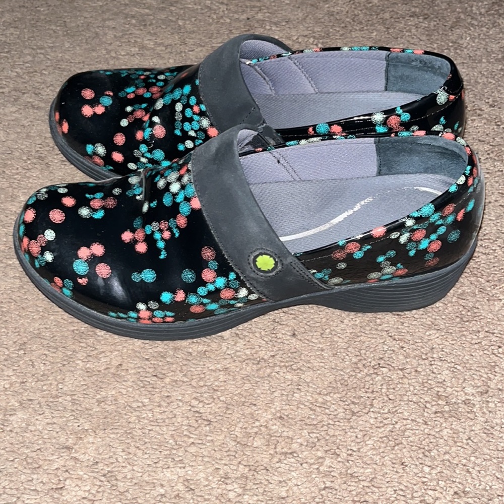 Work Wonders by Dansko